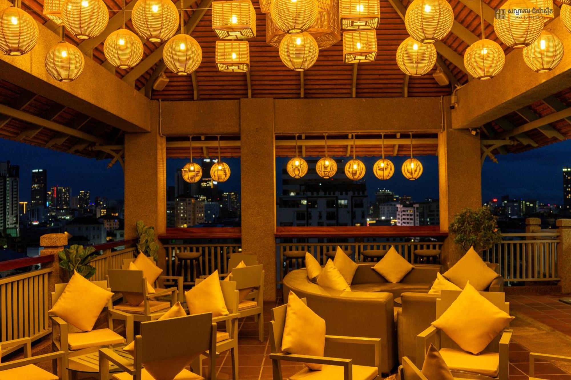 Jaya Suites Hotel Phnom Penh Zewnętrze zdjęcie