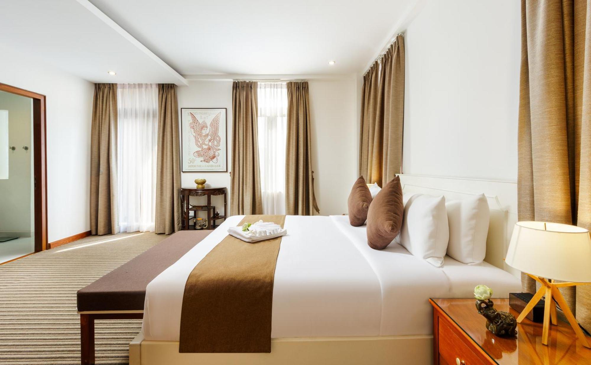 Jaya Suites Hotel Phnom Penh Zewnętrze zdjęcie