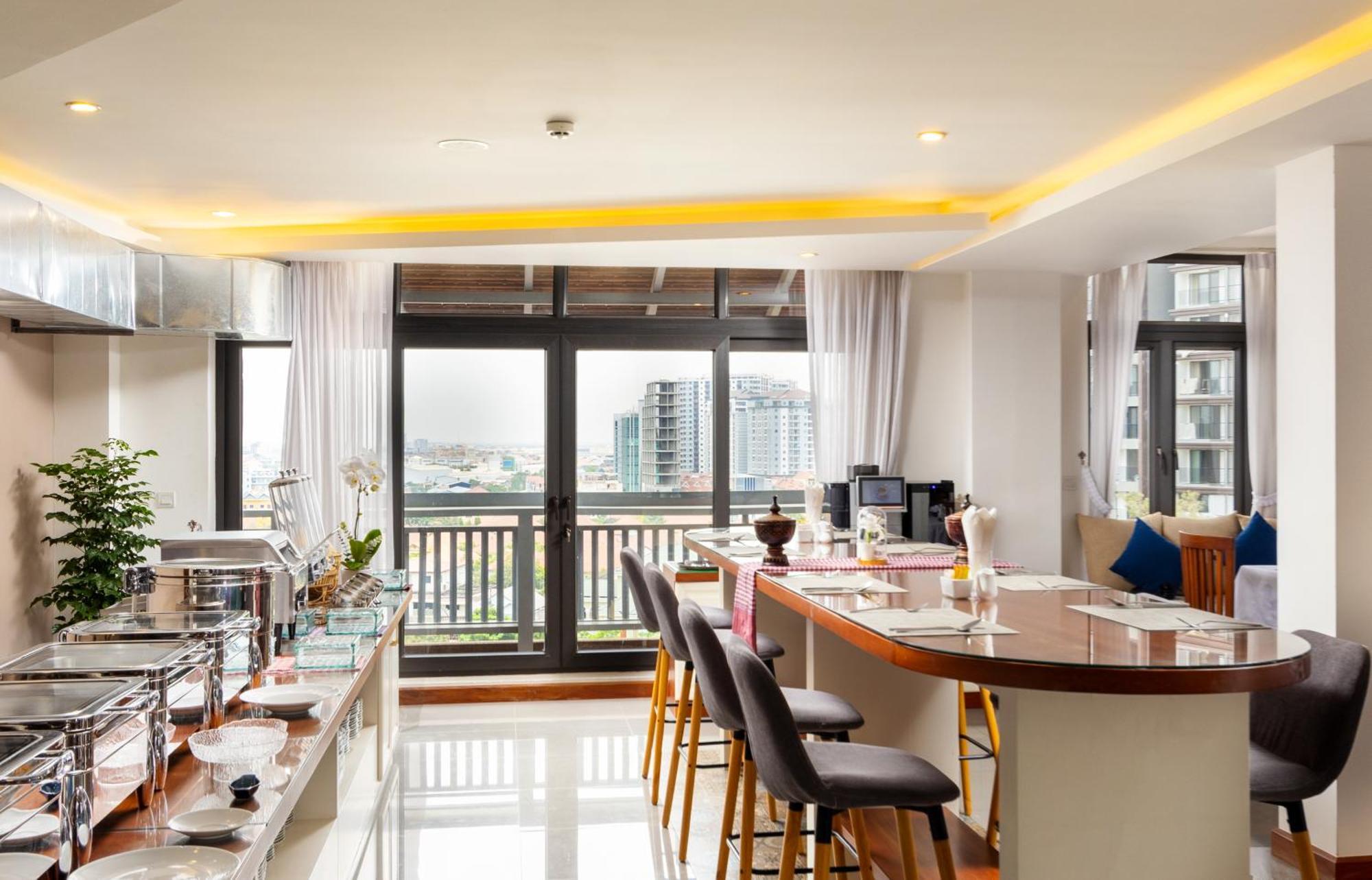 Jaya Suites Hotel Phnom Penh Zewnętrze zdjęcie