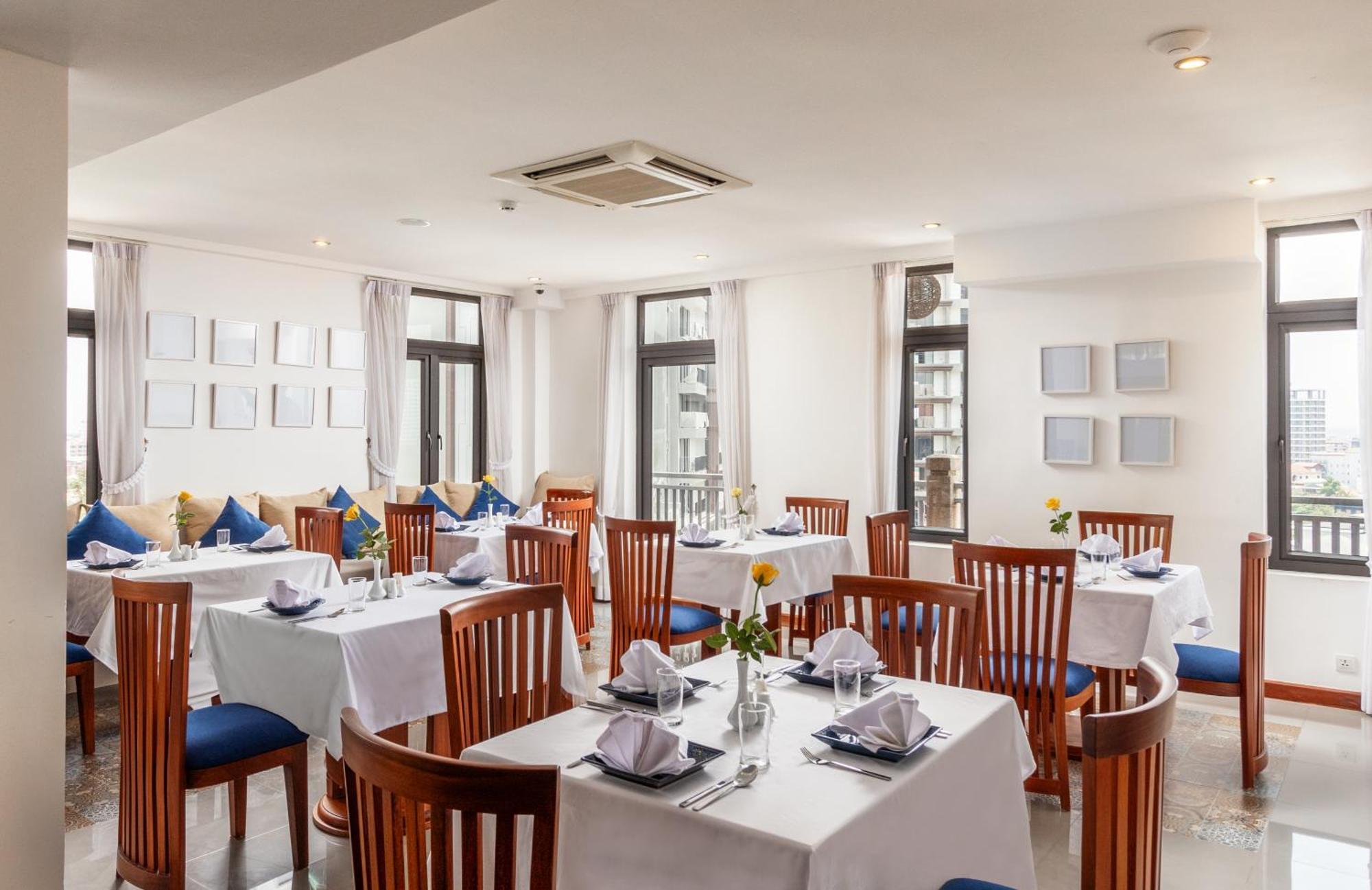 Jaya Suites Hotel Phnom Penh Zewnętrze zdjęcie